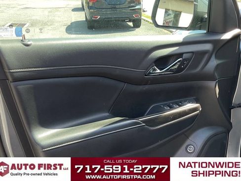 Used 2020 GMC Acadia SLT w/ LPO, Floor Liner Package AWD/4WD image 5