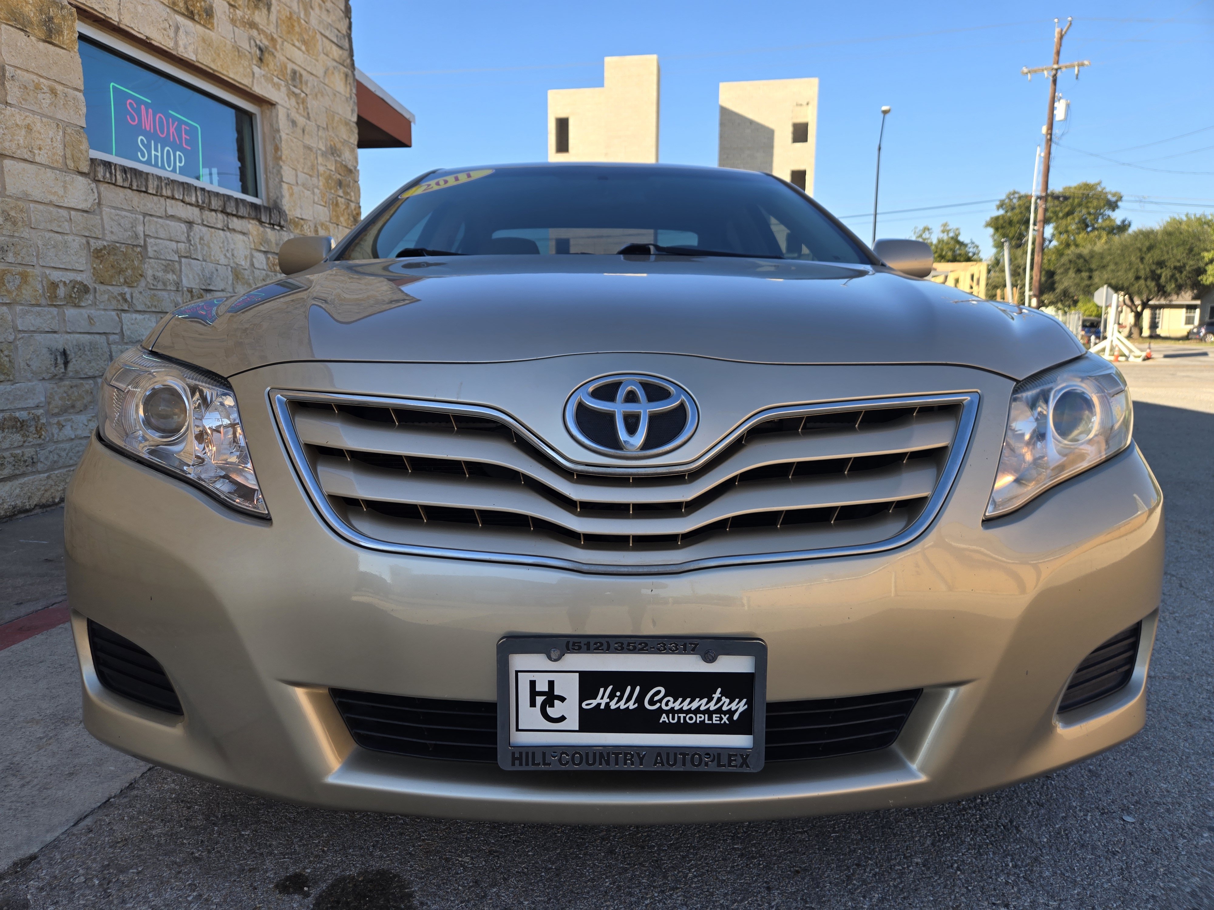 Used 2011 Toyota Camry LE w/ LE Extra-Value Pkg FWD image 14
