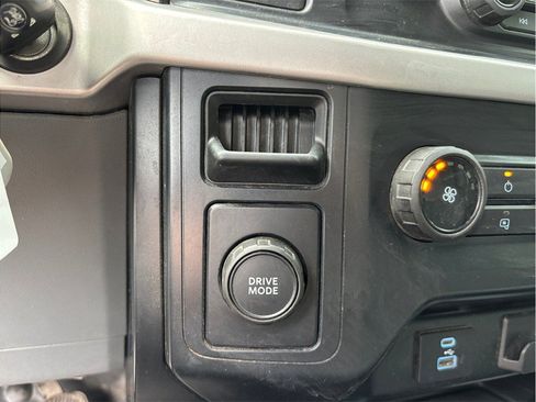 Used 2022 Ford F150 XL w/ Equipment Group 101A High RWD image 25