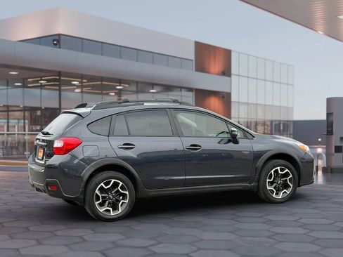Used 2016 Subaru Crosstrek 2.0i Limited AWD/4WD image 13