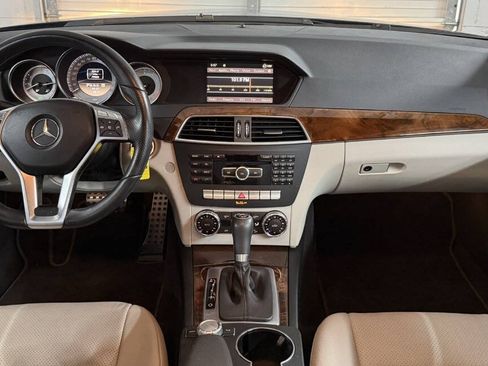 Used 2012 Mercedes-Benz C 250 Sedan image 11