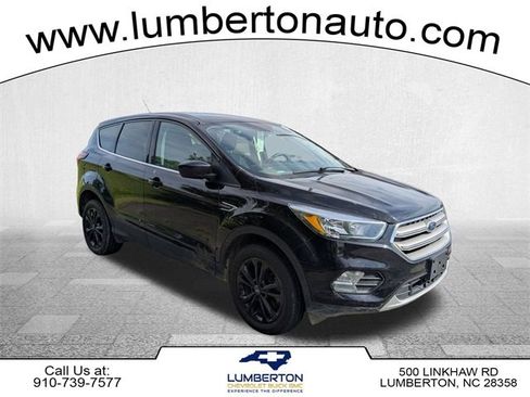Used 2019 Ford Escape SE image 1