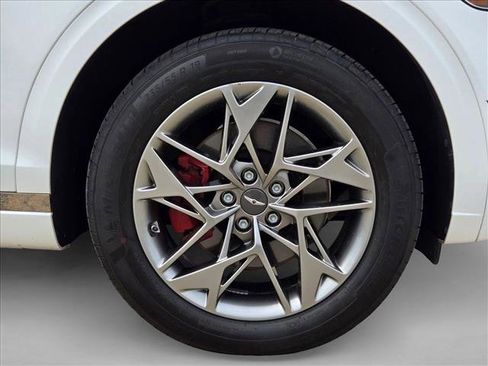 Used 2022 Genesis GV70 2.5T w/ Advanced Package AWD/4WD image 22