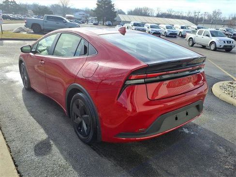 Certified 2023 Toyota Prius LE image 18