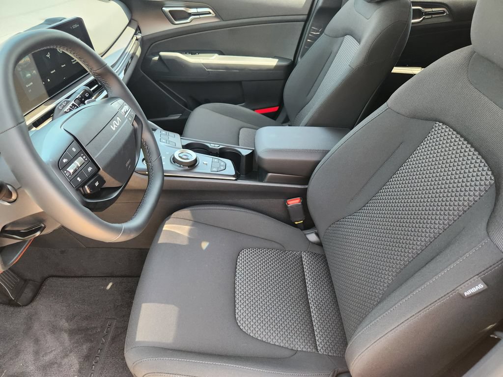 New 2027 Kia Sportage S FWD image 9