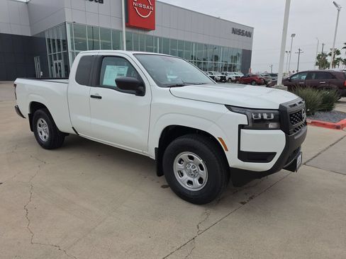 New 2026 Nissan Frontier S w/ Tow Package RWD image 8
