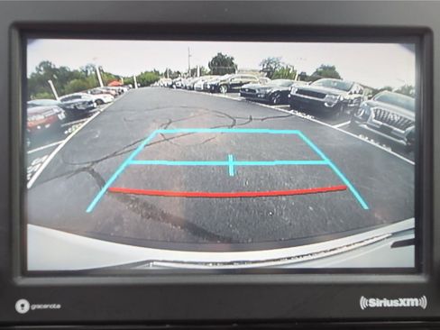 Used 2022 Toyota RAV4 XLE AWD/4WD image 23