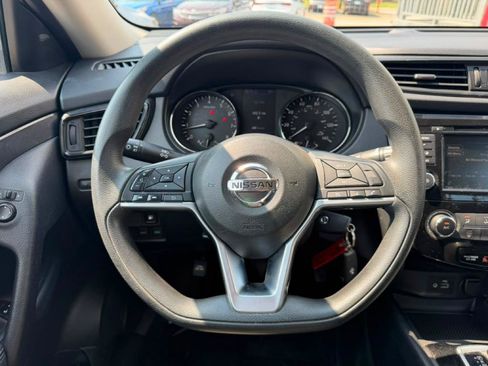 Used 2018 Nissan Rogue S FWD image 21