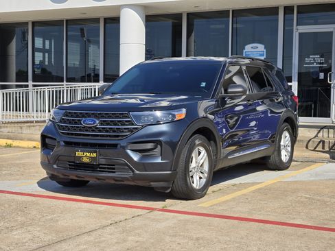 Used 2022 Ford Explorer XLT RWD image 2