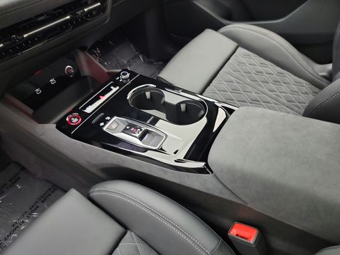 New 2027 Audi SQ6 e-tron Premium Plus AWD/4WD image 10