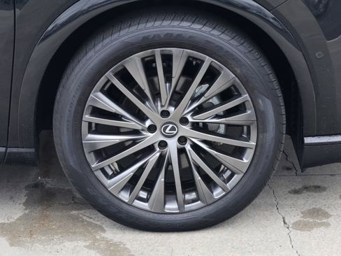 Certified 2023 Lexus RX 350 AWD w/ Accessory Package image 11