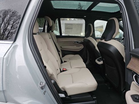 New 2026 Volvo XC90 B6 Plus w/ Protection Package Premier AWD/4WD image 12