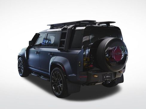 Used 2026 Land Rover Defender 110 OCTA AWD/4WD image 3