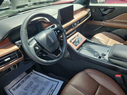Certified 2022 Lincoln Aviator Reserve w/ Equipment Group 201A RWD image 13