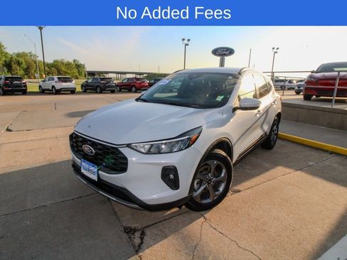 Used 2025 Ford Escape ST-Line Select AWD/4WD image 1