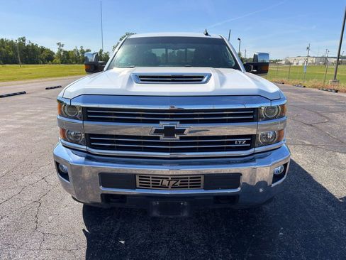 Used 2019 Chevrolet Silverado 2500 LTZ w/ Duramax Plus Package AWD/4WD image 21