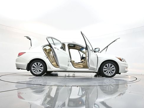 Used 2012 Honda Accord EX-L image 45