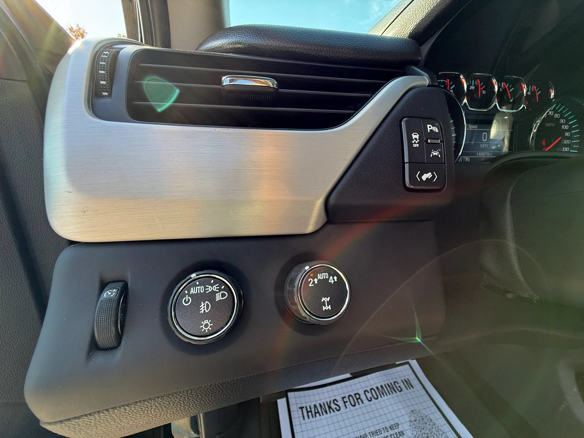 Used 2018 GMC Yukon XL SLT AWD/4WD image 19