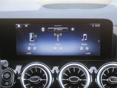 Certified 2025 Mercedes-Benz GLA 250 GLA 250 image 12