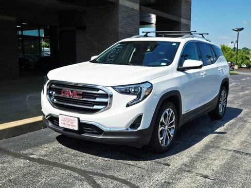 Used 2019 GMC Terrain SLT w/ Preferred Package AWD/4WD image 3