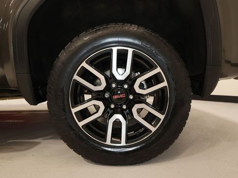 Used 2019 GMC Sierra 1500 AT4 w/ AT4 Premium Package image 37