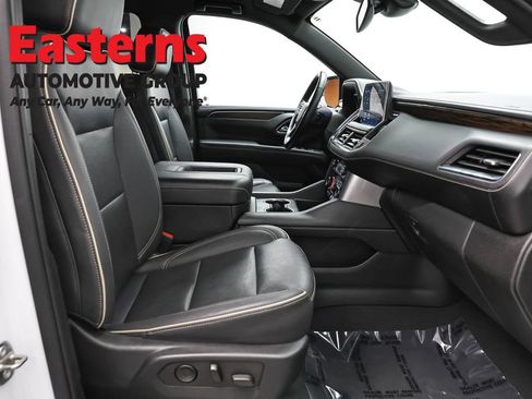 Used 2023 Chevrolet Suburban Premier RWD image 26