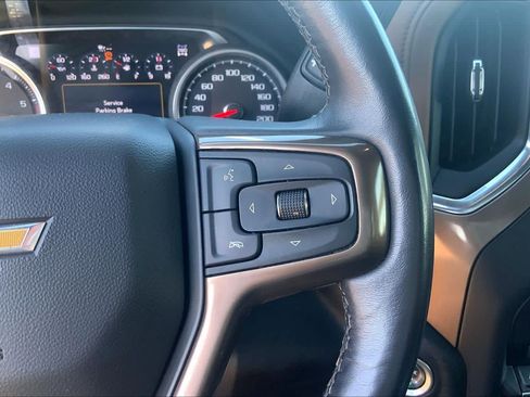 Used 2022 Chevrolet Silverado 1500 High Country w/ LPO, Dark Essentials Package AWD/4WD image 25