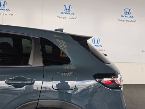 Used 2023 Honda HR-V Sport image 25