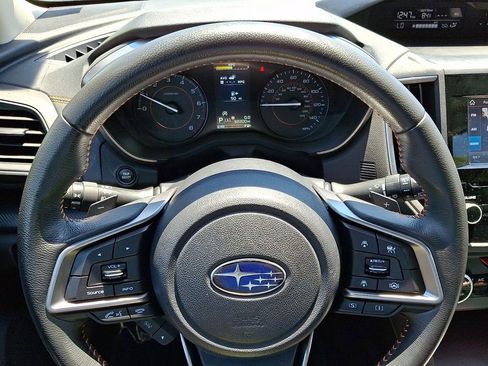 Used 2023 Subaru Crosstrek 2.0i Premium AWD/4WD image 19