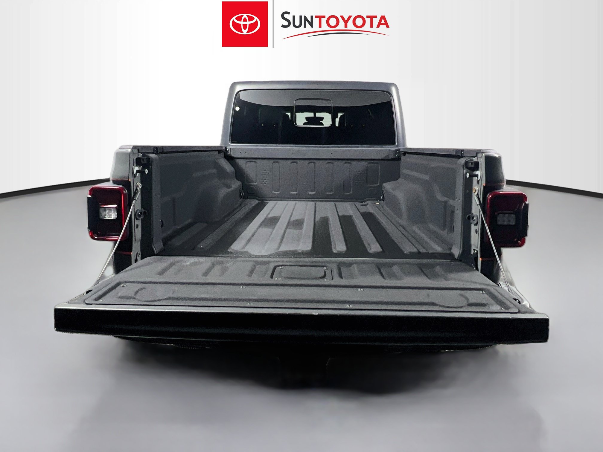 Used 2020 Jeep Gladiator Mojave AWD/4WD image 33