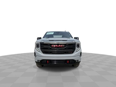 Used 2024 GMC Sierra 1500 AT4 w/ Technology Package image 4