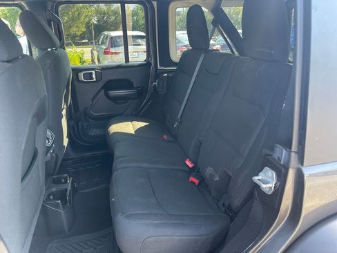 Used 2020 Jeep Wrangler Unlimited Sport S AWD/4WD image 18