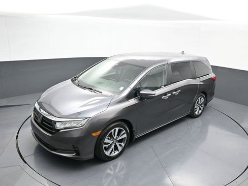 Certified 2022 Honda Odyssey Touring image 36