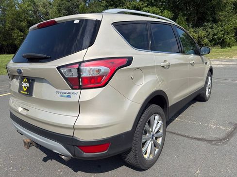 Used 2018 Ford Escape Titanium AWD/4WD image 7