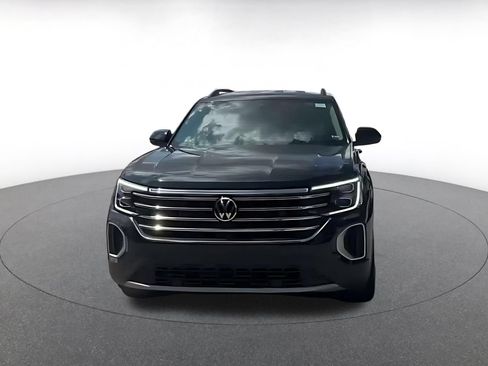 Used 2026 Volkswagen Atlas SE AWD/4WD image 2