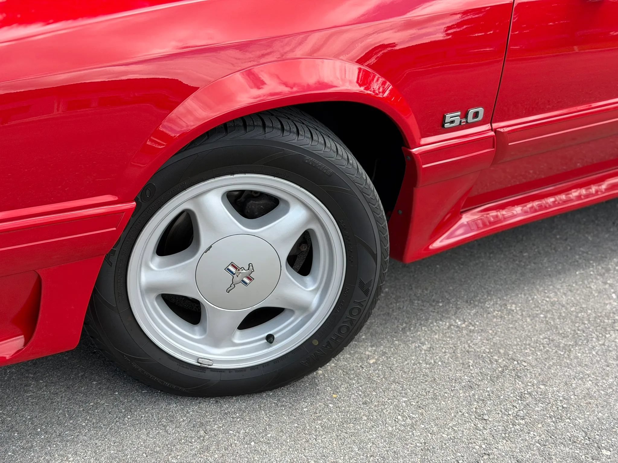 Used 1993 Ford Mustang GT RWD image 10