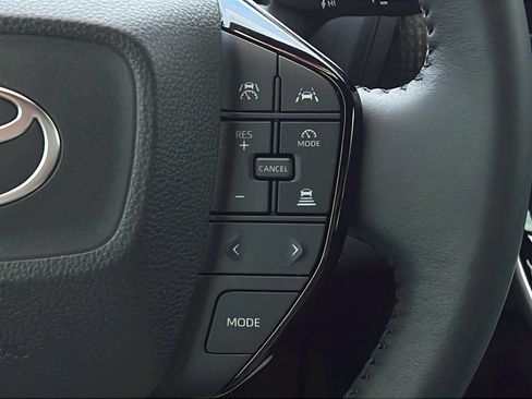 Used 2024 Toyota bZ4X AWD w/ Weather Package image 20
