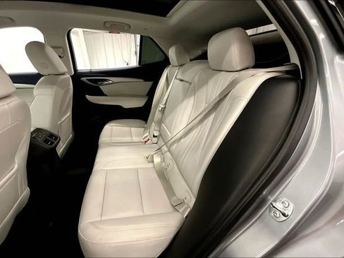 Used 2024 Buick Envision Avenir AWD/4WD image 25