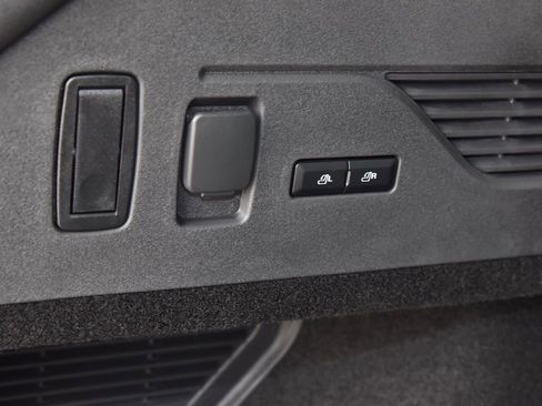 New 2026 Lincoln Nautilus Premier w/ Equipment Group 102A image 45