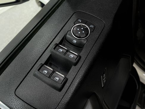 Used 2018 Ford F150 XLT w/ Equipment Group 302A Luxury AWD/4WD image 15