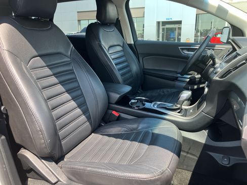 Used 2018 Ford Edge SEL AWD/4WD image 37