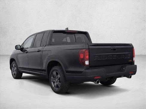 Used 2025 Honda Ridgeline TrailSport image 5