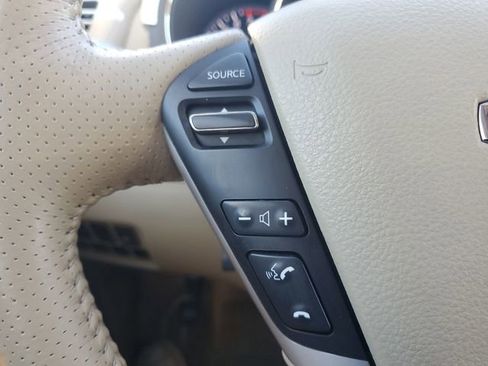 Used 2012 Nissan Murano SV image 19