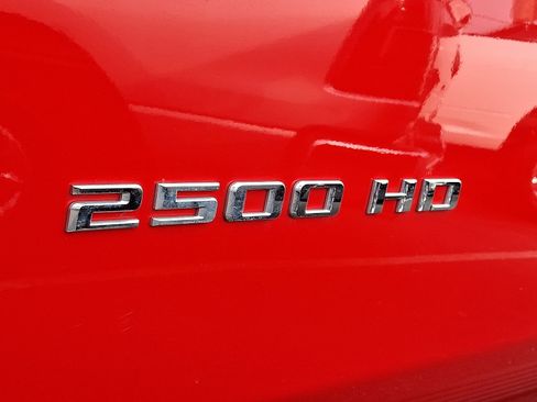 Used 2021 Chevrolet Silverado 2500 LT w/ Convenience Package image 20