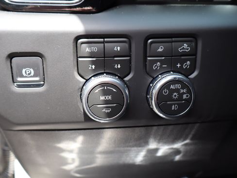 Used 2026 GMC Sierra 1500 AT4X AWD/4WD image 28