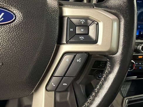 Used 2022 Ford F250 Lariat w/ Black Appearance Package AWD/4WD image 22