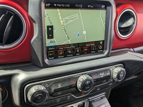 Certified 2022 Jeep Wrangler Rubicon image 16