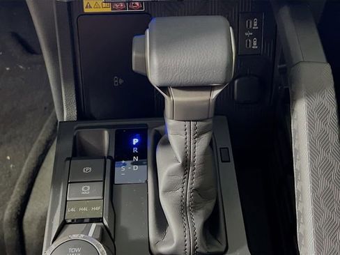 New 2026 Toyota 4Runner 4WD image 21