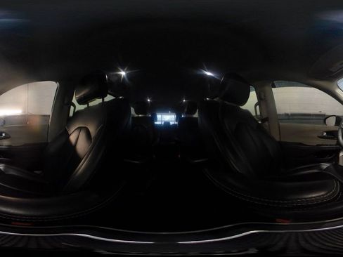 Used 2023 Chrysler Pacifica Touring-L image 44