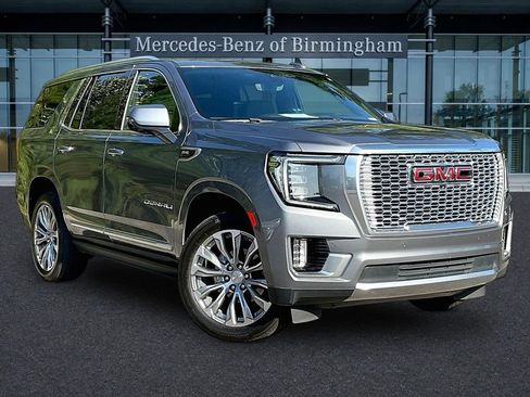 Used 2021 GMC Yukon Denali w/ Denali Premium Package RWD image 1